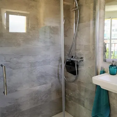 Playa Flores - Vistas Al Mar Апартаменти